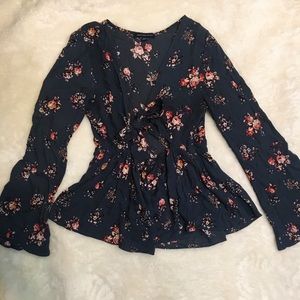 American Eagle floral front tie blouse